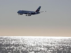 Geger Ada Lubang di Sayap Pesawat A380 yang Bawa Penumpang ke AS