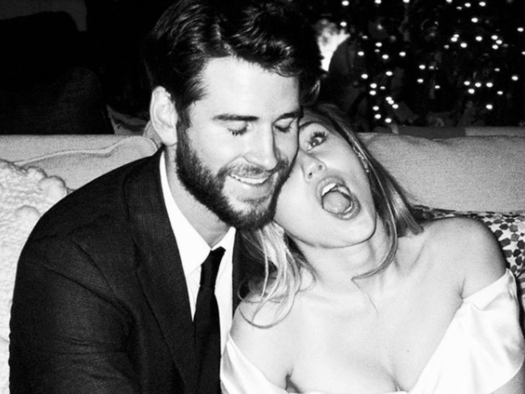 Liam Hemsworth Ungkap Alasan Akhirnya Nikahi Miley Cyrus Liam Hemsworth Ungkap Alasan Akhirnya Nikahi Miley Cyrus