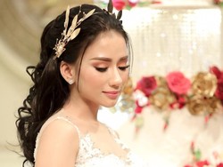 Disebut Terima Mobil Mewah Pemberian Nana, Bella Luna Minta Bukti