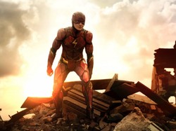 Penampakan The Flash Versi Asli di Justice League