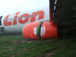 Lion Air Tergelincir di Bandara Supadio, 2 Penumpang Sempat Dibawa ke RS