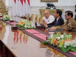 Jokowi Tegaskan Tak Tersinggung Cuitan Presiden Baru CEO Bukalapak Jokowi Tegaskan Tak Tersinggung Cuitan Presiden Baru CEO Bukalapak