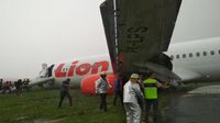 Penampakan Lion Air Tergelincir di Bandara Supadio Pontianak