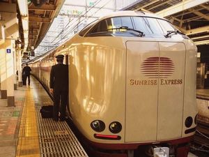 Yuk Intip Kerennya Jeroan Kereta Sleeper Jepang Yuk Intip Kerennya Jeroan Kereta Sleeper Jepang