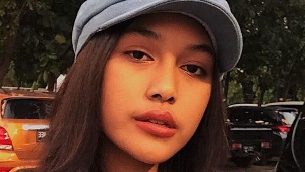Foto: Manisnya Miss Indonesia 2019 Princess Mikhaela yang Mahir 4 Bahasa