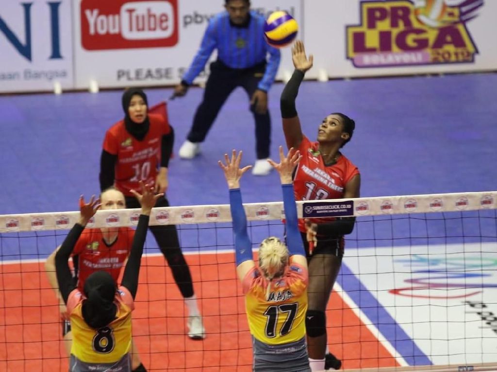 Putri Pertamina Lolos Grand Final Proliga dengan Gaya Putri Pertamina Lolos Grand Final Proliga dengan Gaya