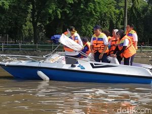 Khofifah Serius Ingin Mata-matai Pembuang Popok, 7 CCTV Dipasang Khofifah Serius Ingin Mata-matai Pembuang Popok, 7 CCTV Dipasang