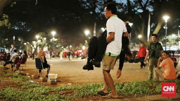 Jokowi Batal Temui Pendukung Usai Ledakan di Parkir Timur
