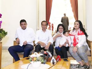 Jokowi Jumpa Pers Bareng Keluarga Jelang Debat, Iriana Gendong Sedah Mirah
