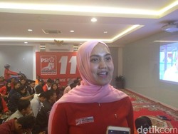 PSI Gelar Nobar Debat Capres untuk Warga di Kantornya