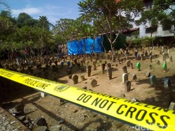 Curiga Mati Tak Wajar, Polisi di Kudus Bongkar Makam Ibu Muda