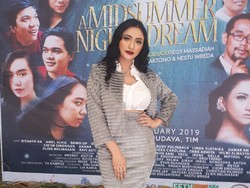 Debutnya Sukses, Amel Alvi Jadi Ketagihan Main Teater Lagi