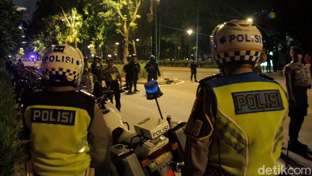 Suasana Terkini Pasca Ledakan di Parkit Senayan Suasana Terkini Pasca Ledakan di Parkit Senayan