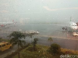 Hujan Lebat, Bandara Adi Soemarmo Ditutup