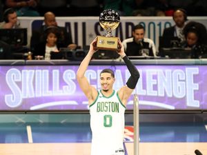 Jayson Tatum Terbaik di Skill Challenge Jayson Tatum Terbaik di Skill Challenge