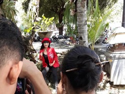 Berbalut Pakaian #01, 12 Model Cantik Ini Kampanyekan Jokowi