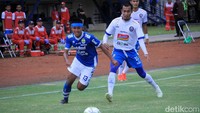 Laga Persib melawan Arema dihelat di Stadion Si Jalak Harupat, Senin (18/2/2019) sore WIB.