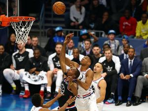 Bangkit Selepas Halftime, Tim LeBron Kalahkan Tim Giannis 178-164 Bangkit Selepas Halftime, Tim LeBron Kalahkan Tim Giannis 178-164