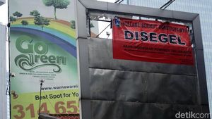 Reklame Ilegal Kembali Ditertibkan Pemprov DKI