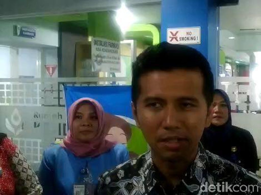 Emil Paparkan Kondisi Arumi Pascakeguguran, Seperti Apa? Emil Paparkan Kondisi Arumi Pascakeguguran, Seperti Apa?