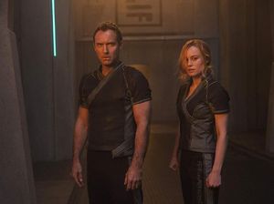 Jude Law Disebut Punya Karakter yang Lain di Captain Marvel, Siapa? Jude Law Disebut Punya Karakter yang Lain di Captain Marvel, Siapa?