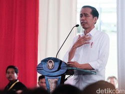 Jokowi: Harusnya Keluarga Uno Dukung Pak Sandi Uno, Kok Dukung Saya?