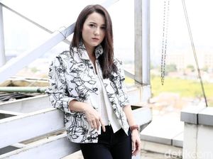 Ada Kabar Julie Estelle Mau Menikah, Ini Kata Sahabat Dekat