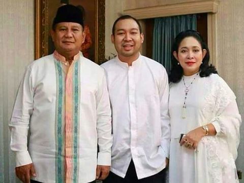 Sweet! Prabowo Rayakan Ultah Bersama Titiek Soeharto & Didit Prabowo