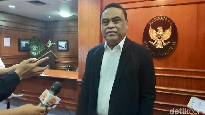Foto: MenPAN-RB, Syafruddin. (Alfons/detikSport) Foto: MenPAN-RB, Syafruddin. (Alfons/detikSport)