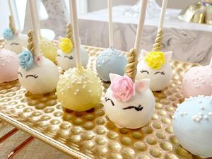 Lucu dan Imut! 10 Kreasi Kue dan Dessert Bertema Unicorn