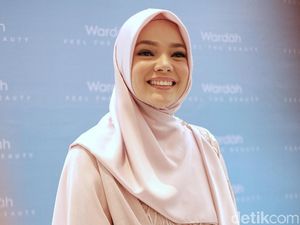 Tatjana Saphira dan Dewi Sandra Ungkap Rahasia Cantik Luar Dalam
