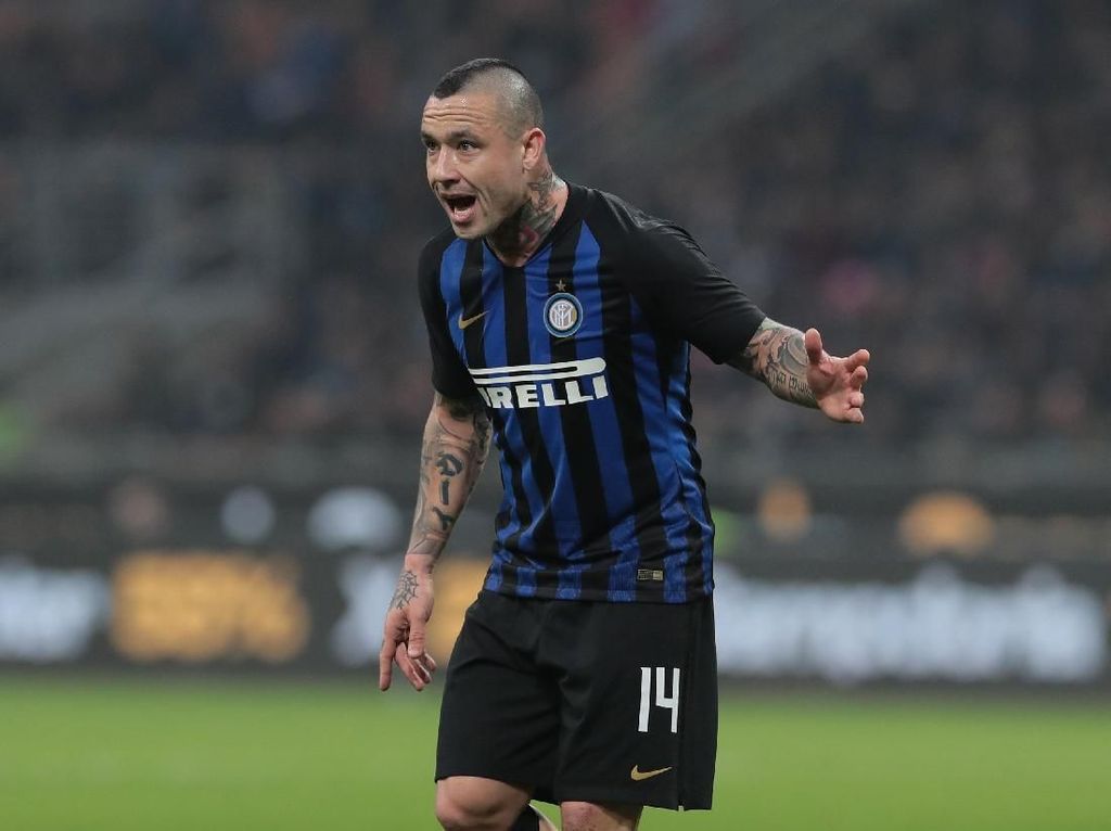 Ketika Nainggolan Membobol Mulyadi di Milan Ketika Nainggolan Membobol Mulyadi di Milan