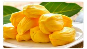 Kreatif! 10 Cuitan Plesetan Makanan Ini Dijamin Bikin Ngakak