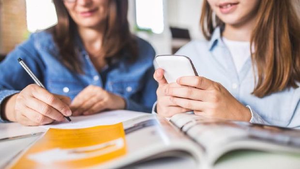 3 Tips Mengelola Keuangan dan Investasi ala Meisya Siregar