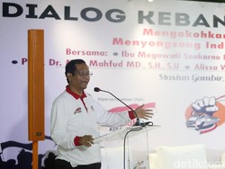 Siapa Pihak Ketiga Produsen Hoax? Mahfud: Setan Anaknya Iblis