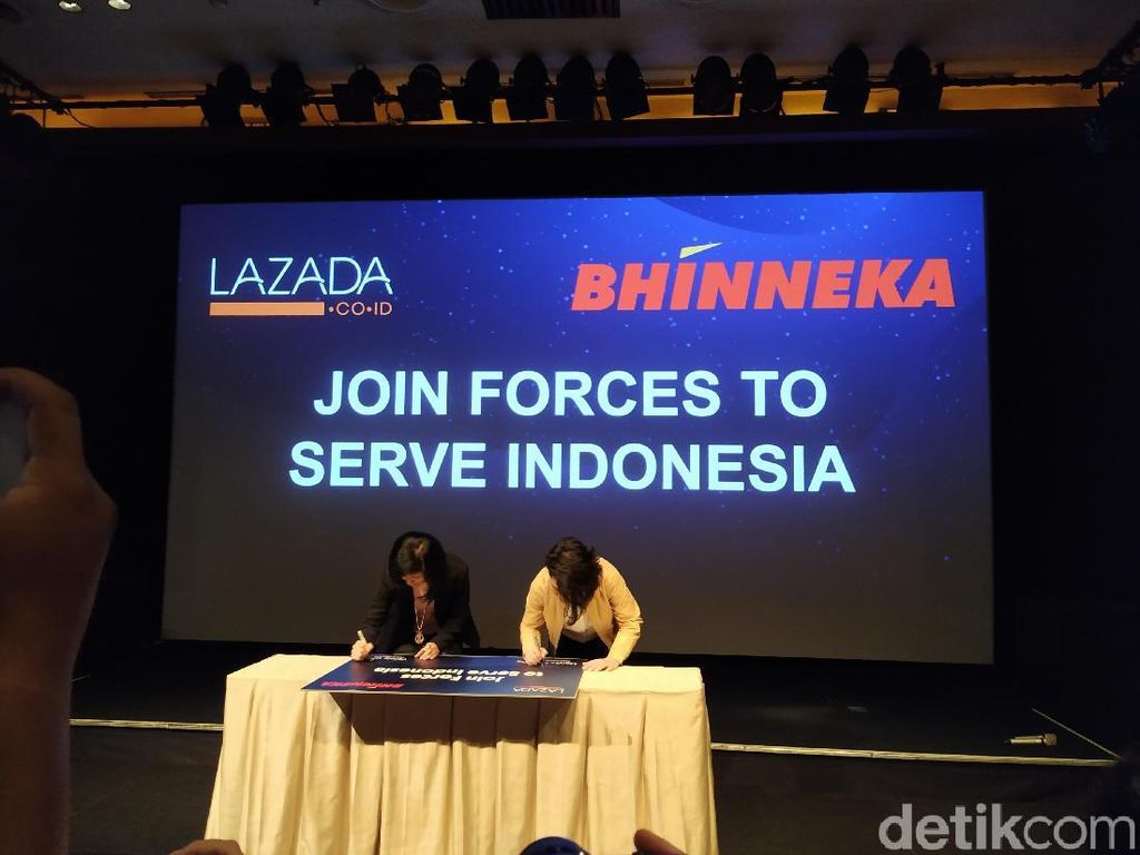 Langkah Bhinneka Wujudkan Tekad Jadi Pionir Omni Channel Langkah Bhinneka Wujudkan Tekad Jadi Pionir Omni Channel