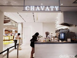 Nyamm.. Nikmatnya Icip Matcha Tea Latte dan Soft Cream!