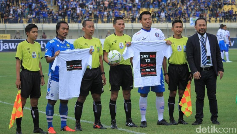 Buntut Ucapan Rasis, Persib Minta Maaf kepada Arema FC dan Aremania