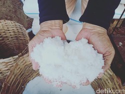 Industri Garam Rakyat di Pangandaran Digenjot