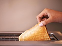 Bisa Bikin Cepat Lapar, 5 Makanan Ini Sebaiknya Dihindari Saat Sahur