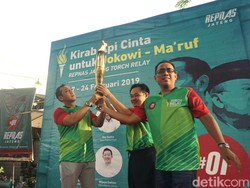 Kirab Api Cinta untuk Jokowi-Maruf Sampai di Solo