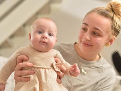 Sempat Koma, ABG Inggris Tak Tahu Dirinya Hamil dan Melahirkan Bayi