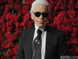 Ungkapan Duka Chanel untuk Karl Lagerfeld Ungkapan Duka Chanel untuk Karl Lagerfeld