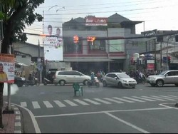 Kabel Listrik di Jalan Veteran Bintaro Terbakar, Sempat Ganggu Lalin