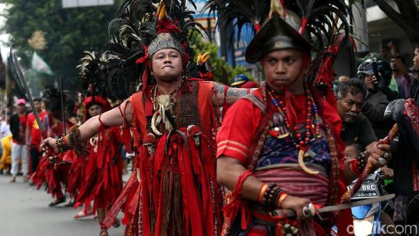 Atraksi Tatung Meriahkan Perayaan Cap Go Meh di Jakarta
