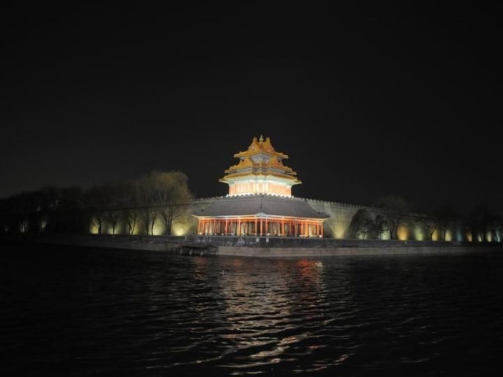Pertama dalam 94 Tahun, Kota Terlarang China Dibuka Saat Malam Pertama dalam 94 Tahun, Kota Terlarang China Dibuka Saat Malam