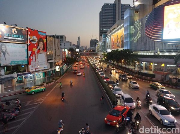 Foto: Inspirasi Jalan-jalan di Bangkok Sore Hari
