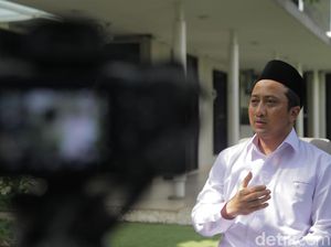 Tonton Sekarang! Wawancara Eksklusif Yusuf Mansur, ke Jokowi atau Sandi? Tonton Sekarang! Wawancara Eksklusif Yusuf Mansur, ke Jokowi atau Sandi?