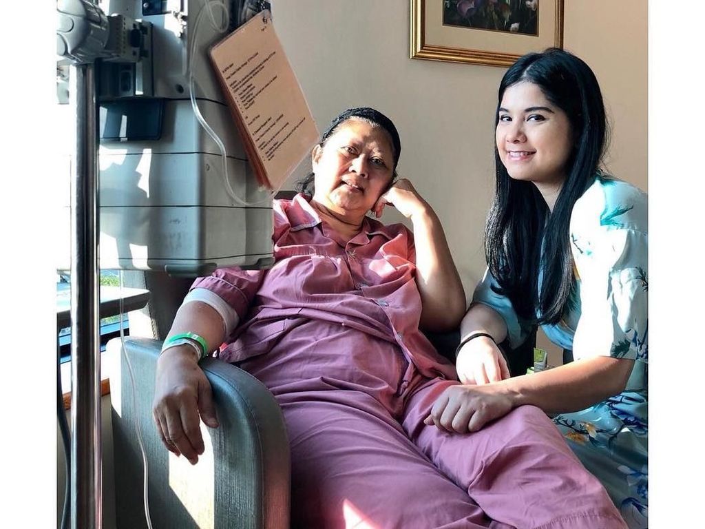 Annisa Pohan Unggah Chat dari Bu Ani, Sifat Sang Mertua Bikin Netizen Baper Annisa Pohan Unggah Chat dari Bu Ani, Sifat Sang Mertua Bikin Netizen Baper