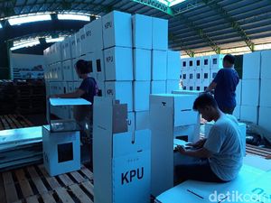 KPU Boyolali Ajukan Penggantian 75 Kotak Suara Pemilu yang Rusak KPU Boyolali Ajukan Penggantian 75 Kotak Suara Pemilu yang Rusak